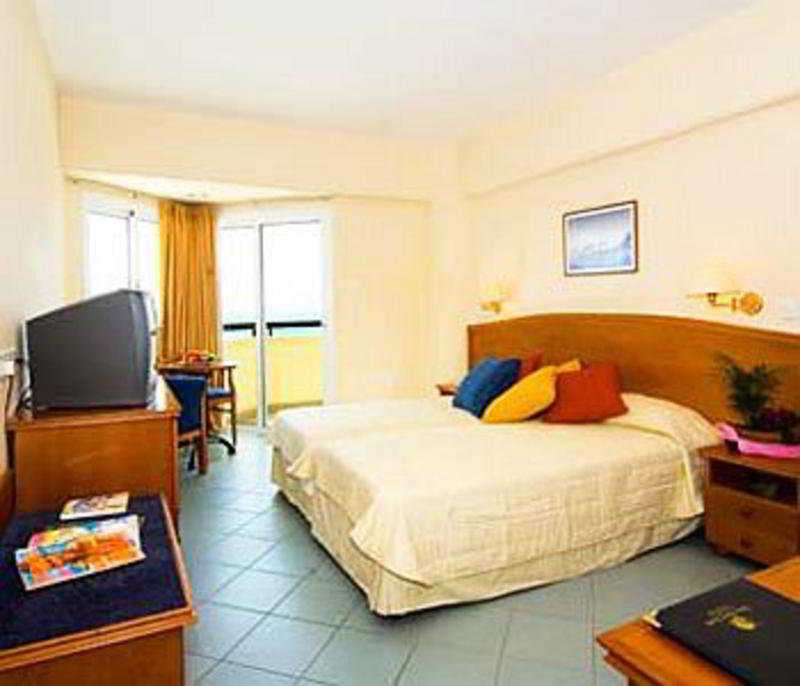 Tasia Maris Sands (Adults Only) Ayía Nápa Extérieur photo
